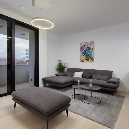 דירות Luxury Haven In זאגרב מראה חיצוני תמונה